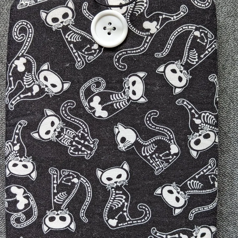Halloween Book/Kindle Sleeve